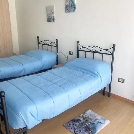 Kerom16 La Tua Casa A * נאפולי